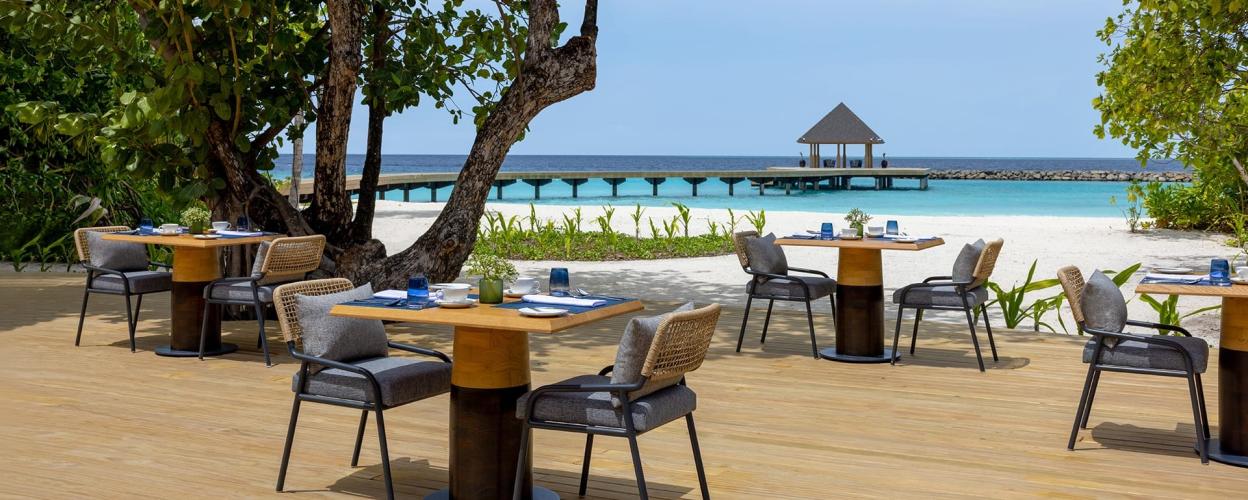 vfar_ocean_terrace_deck_1920x1037.jpg